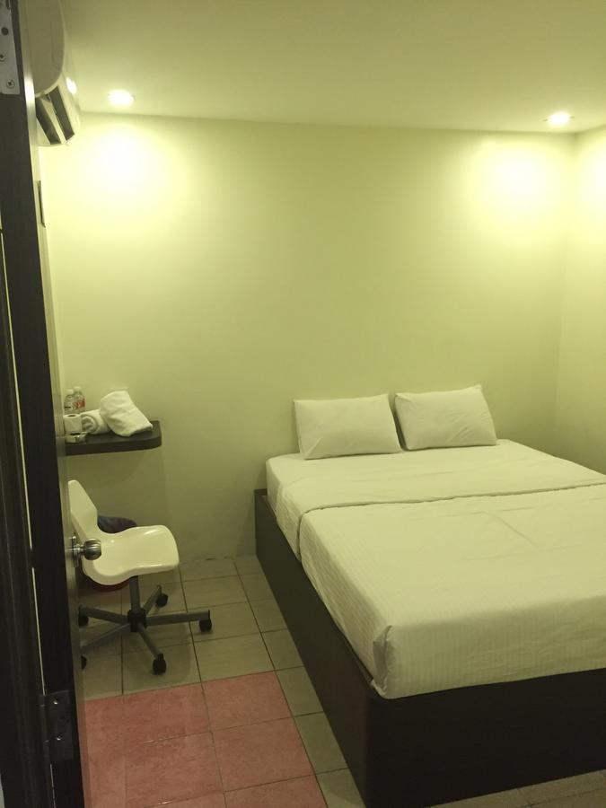 Desa House Hotel Kepong Exteriér fotografie